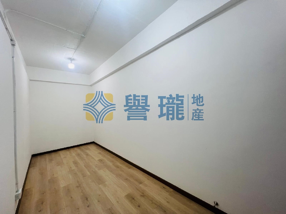 華隆工業大廈
