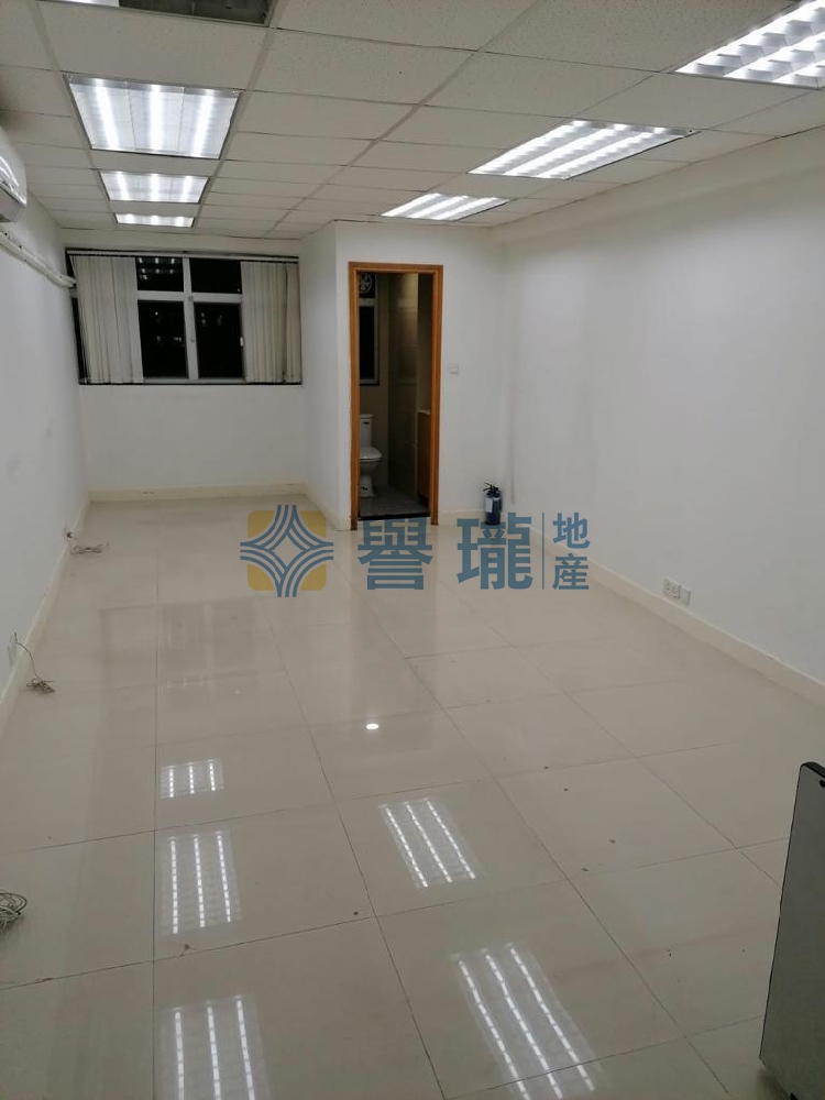 豪華工業大廈