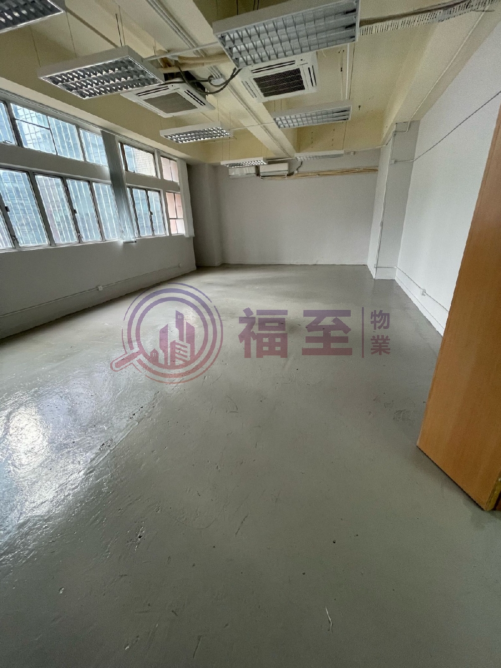 時穎中心