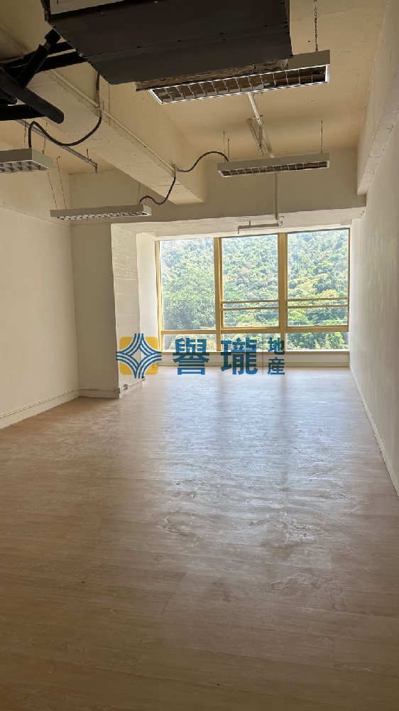 天際中心