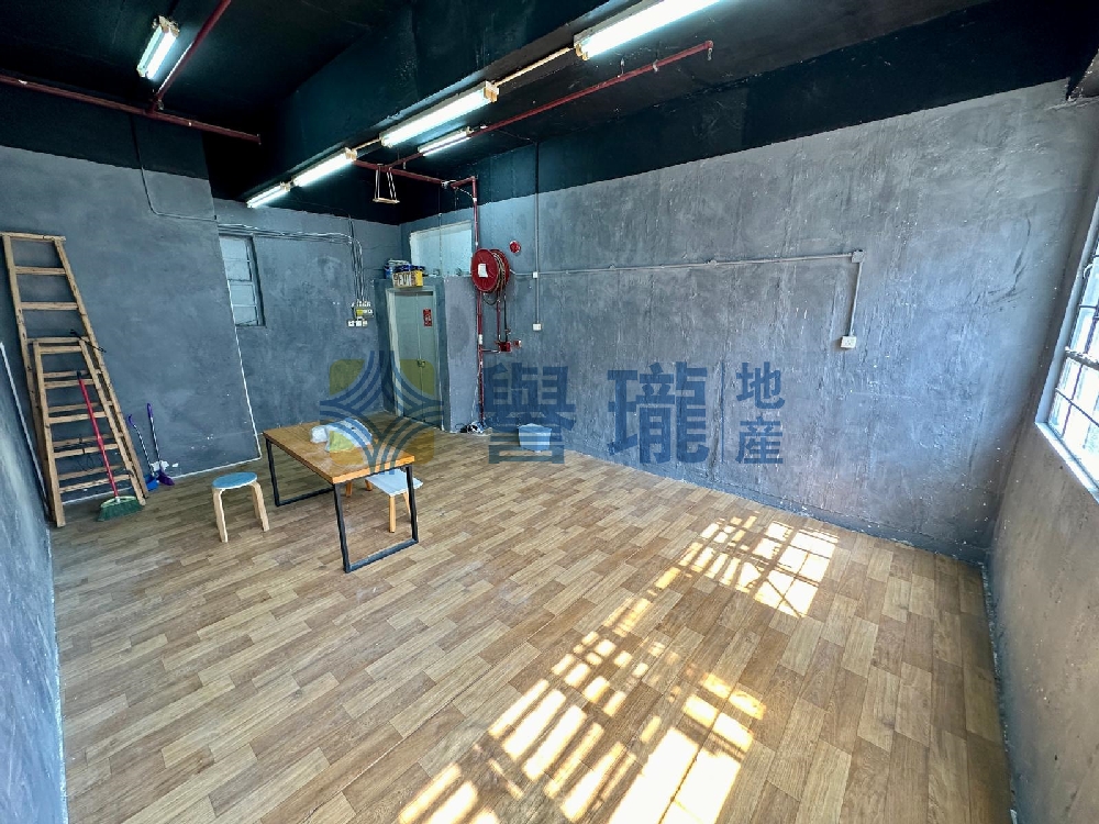 華達工業中心B座