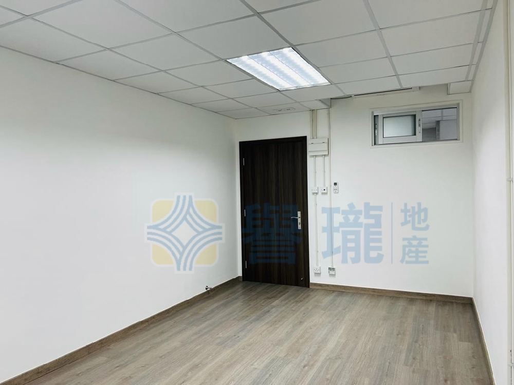 華隆工業大廈