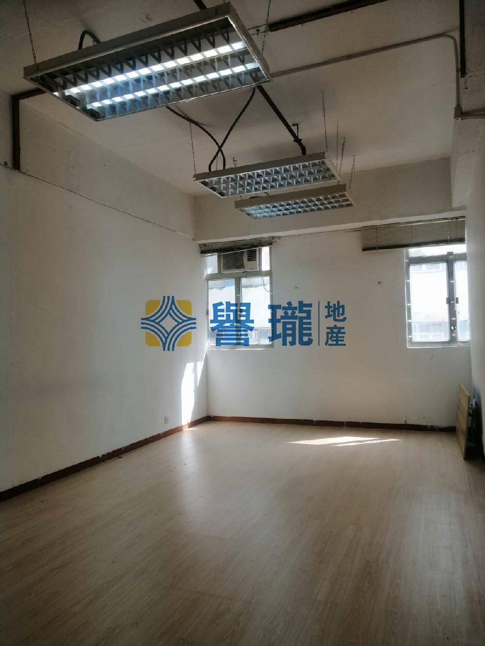 信義工業大廈