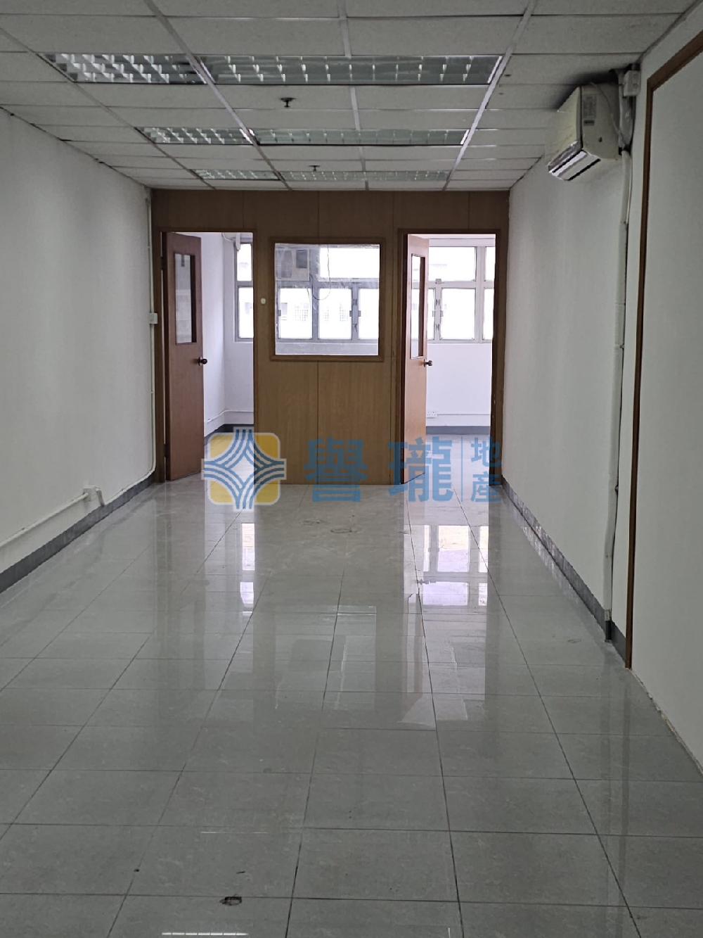 金龍工業中心2座