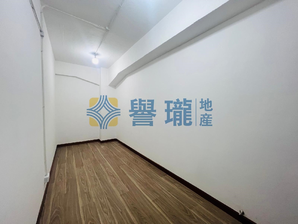 華隆工業大廈