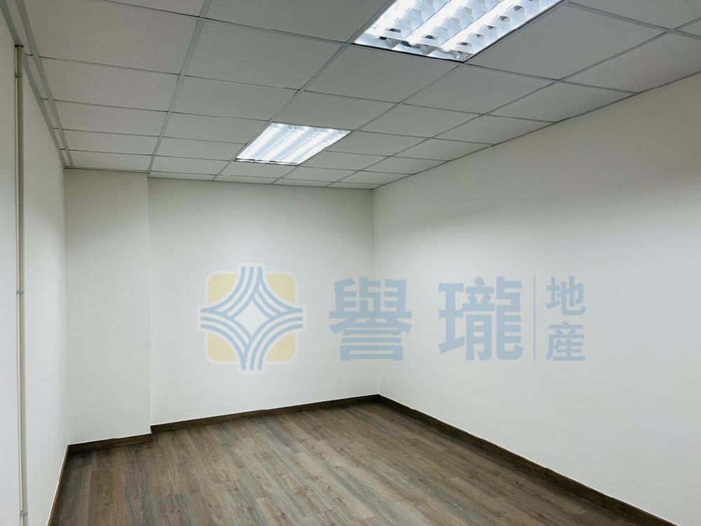 華隆工業大廈